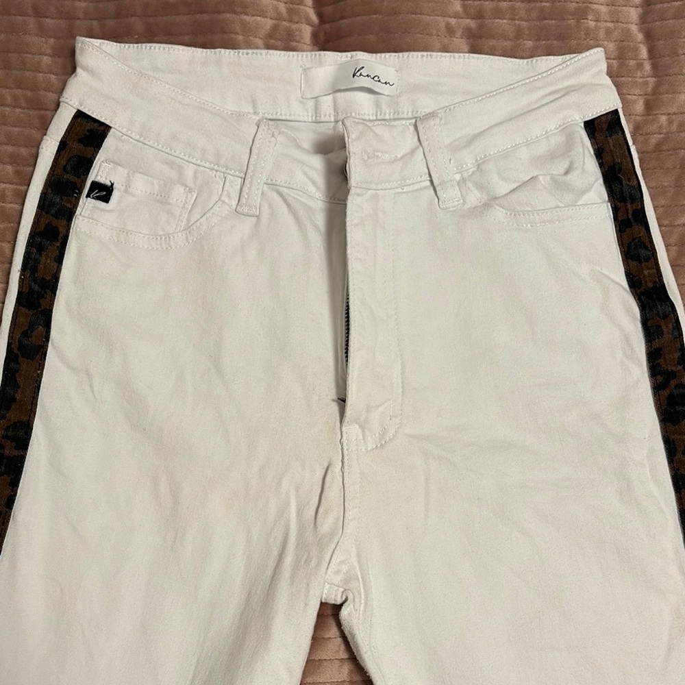 White Jeans with Leopard Print Stripes